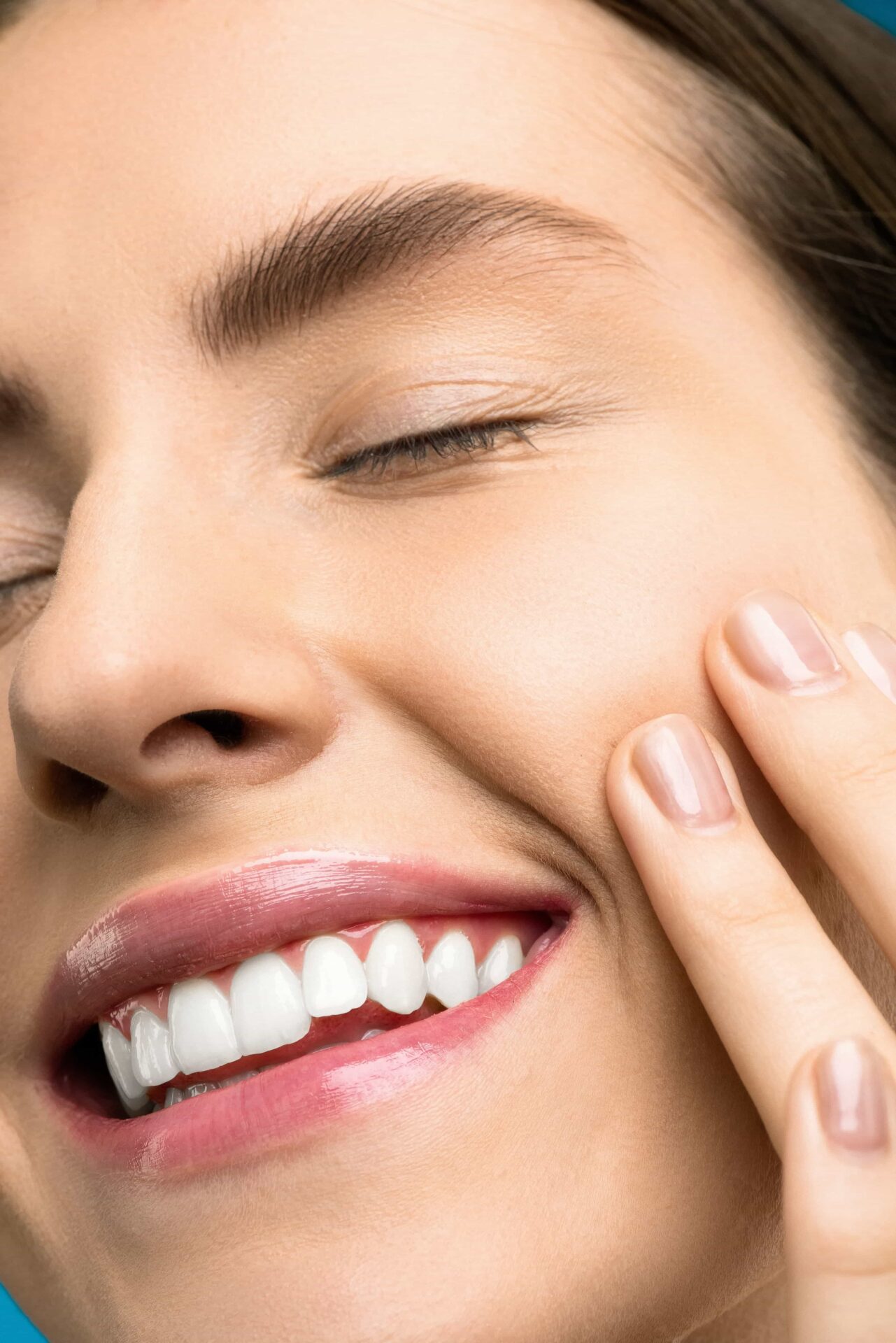 pexels-shiny-diamond-3762408-min