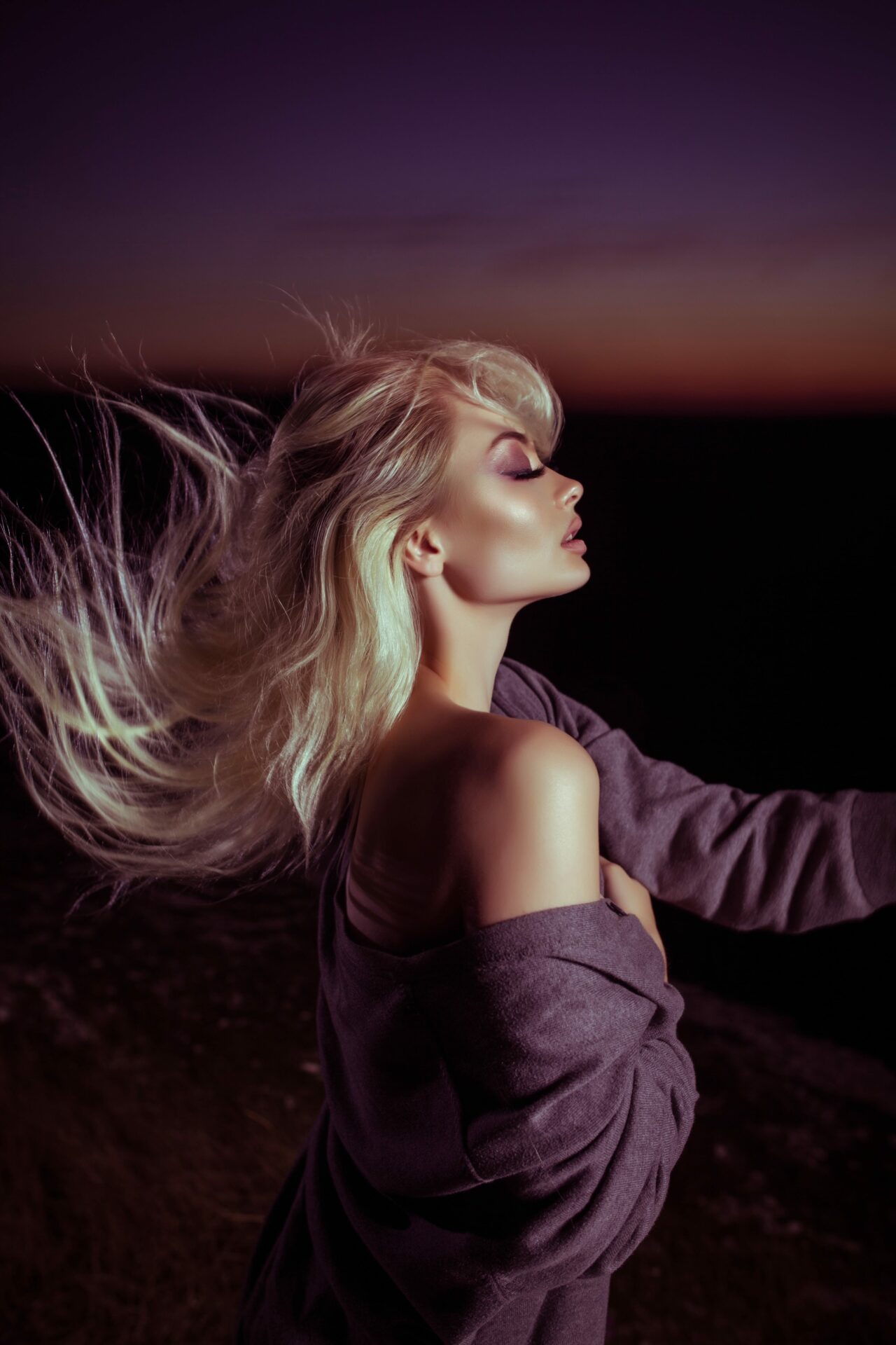 valerie-elash-XUT7V_md7sc-unsplash-min